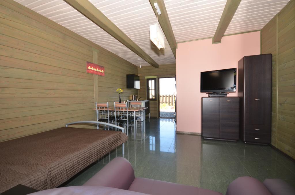 Hotel Pod Strzecha Ujście-Darłowskie Exterior foto