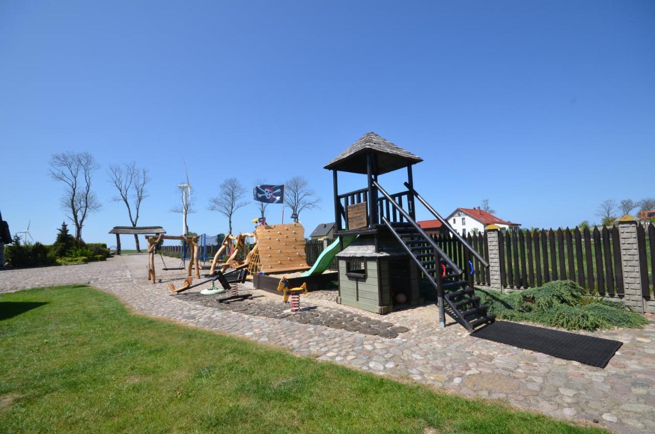 Hotel Pod Strzecha Ujście-Darłowskie Exterior foto
